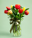Jarrón con Tulipanes
