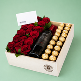 Caja de madera con rosas Importadas, Vino y Bombones Ferrero Rocher