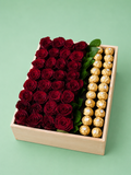 Caja de madera con rosas importadas y bombones
